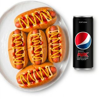 3 minis Hotdogs+ Bebida