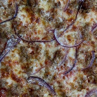Pizza bolonhesa