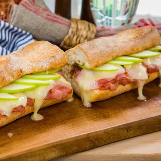 Baguette ham