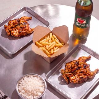 2 Frangos + 2 Acompanhamentos + Bebida