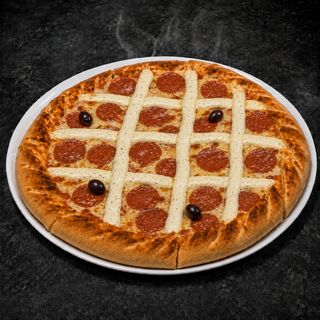 Pizza Calabresa + Requeijão