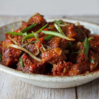 Pork sukuti sadeko