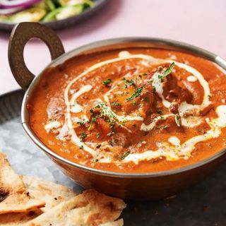 Chicken tikka masala with rice