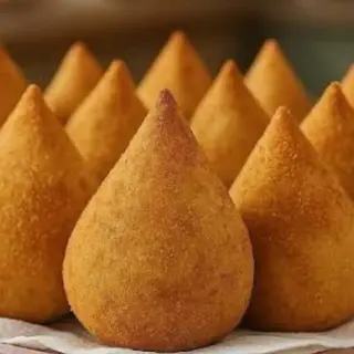 Coxinha de calabresa e queijo big