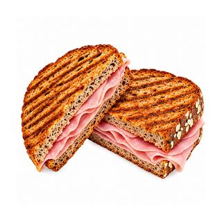 Tosta de Fiambre em Pão de Cereais