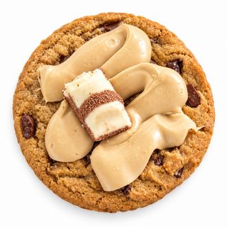 Cookie de Chocolate com Recheio de Kinder Bueno