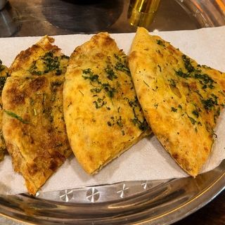 ALOO PARATHA NAAN