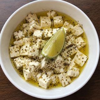 Queijo em cubos