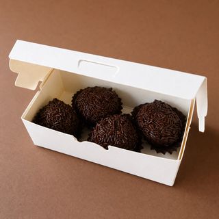 Para mim: Brigadeiros (4 Unidades)