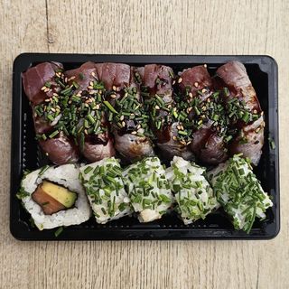 S03503-Nigiri Uramaki