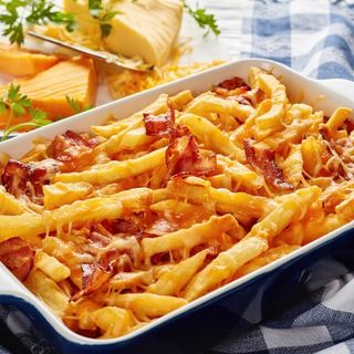 Batata Frita com Frango e Queijo