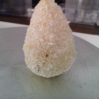 Coxinha de costela com cream cheese