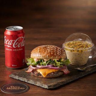 X- bacon, acompanhado, bebida incluida  um mousse de maracujá