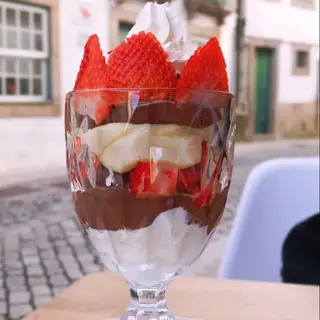 Taça de Delícia de Morango