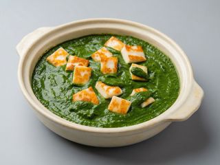 Paneer de Mostarda Verde / Saag Paneer