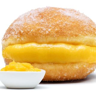 Bola de Berlim de creme de ovo
