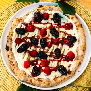 Chocolate Branco com frutos vermelhos