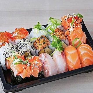 S1. Sushi Misto 16-Pecas