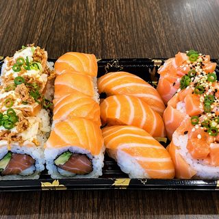 S3. Sushi Misto - 14 Pecas