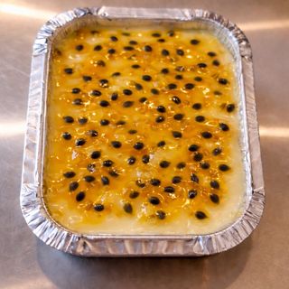 Bolo Gelado Chocolate Branco e Maracujá