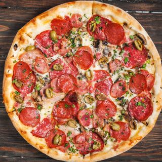 Pizza de Salame