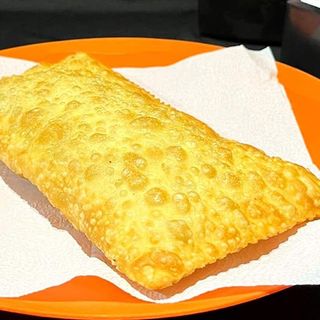 Pastel hot dog