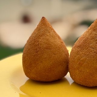 Coxinha de Frango Massa de Batata