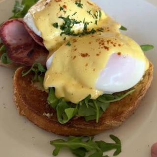 Egg royal