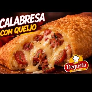 Pastel de calabresa e queijo