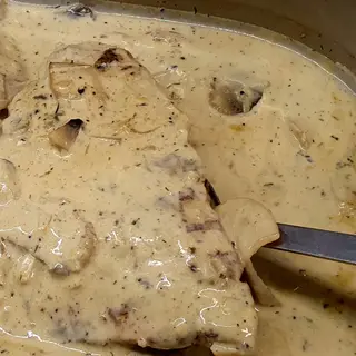 Porc Stroganoff