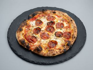 Pizza Salami Piccante Gorgonzola Ø 32 cm , 660g