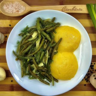 Fasole pastai cu mamaliguta si mujdei 300/150g