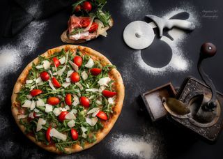 Pizza Crudo Speciale