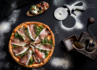 Pizza Pazza (Pizza Casei)