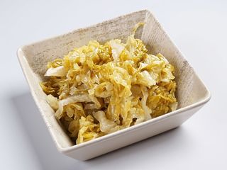 Salată de varză murată     