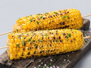 Porumb copt cu unt 200 g