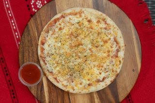 Pizza Margherita Ø27cm si sos la alegere