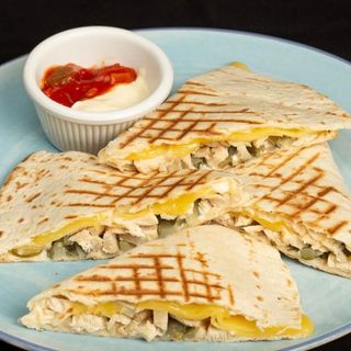 Quesadilla de pui 