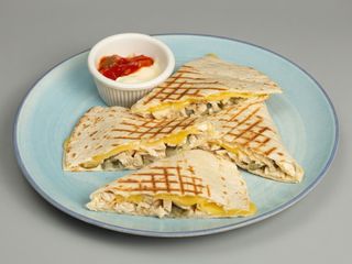 Quesadilla de pui 