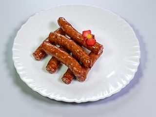 Carnaciori picanti cu mustar