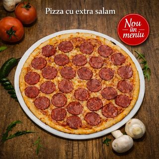 Pizza Salami Deluxe