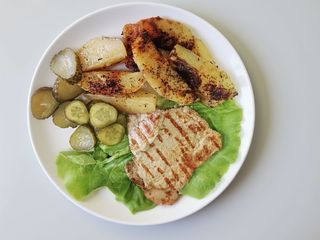 Meniu cotlet de porc