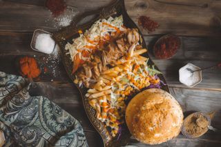 Shaorma de pui la farfurie