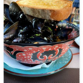 Supa de scoici in sos alb