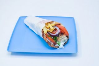 Souvlaki cu pui la pita