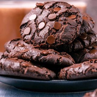 Biscuit cu ciocolată