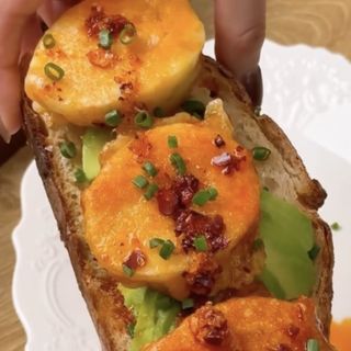 CRISPY EGGS OBSESSION