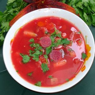 Ciorba de sfecla rosie