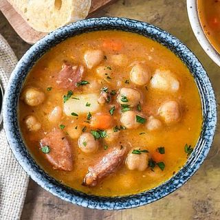 CIORBA DE FASOLE CU AFUMATURA