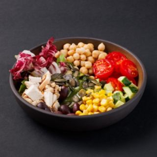 Bol cu năut și pui 